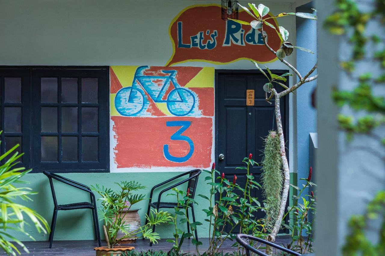 Thansila Resort Ranong Bagian luar foto