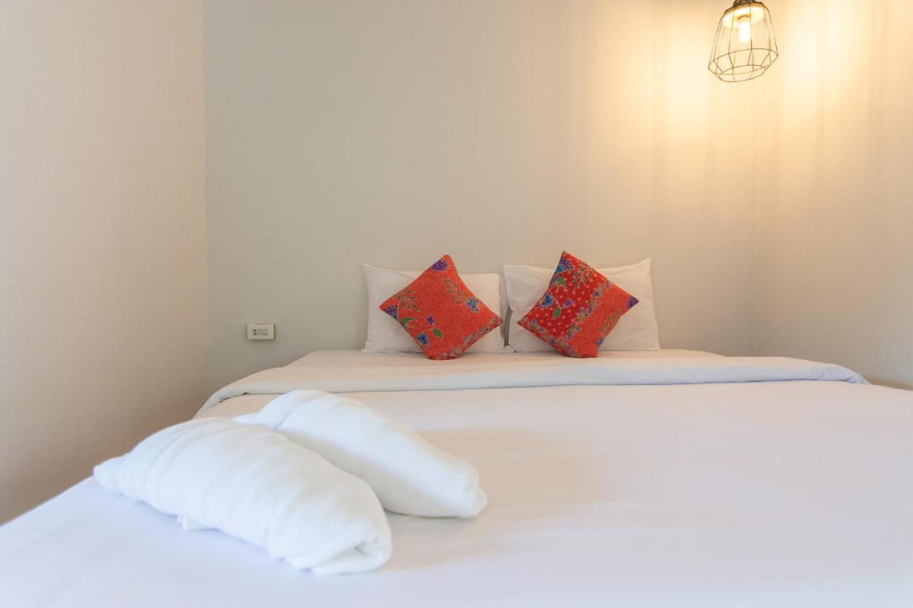 Thansila Resort Ranong Bagian luar foto
