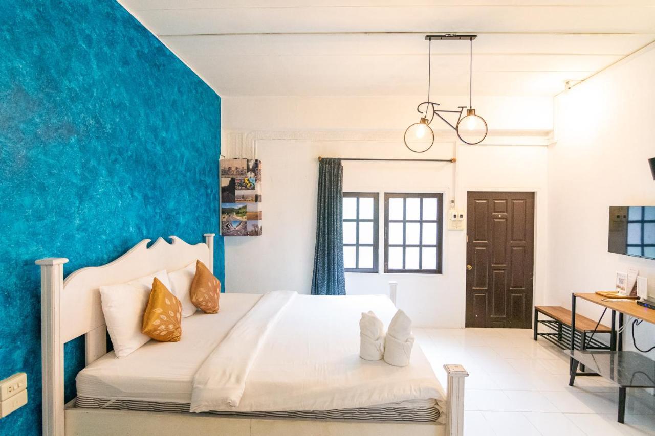 Thansila Resort Ranong Bagian luar foto