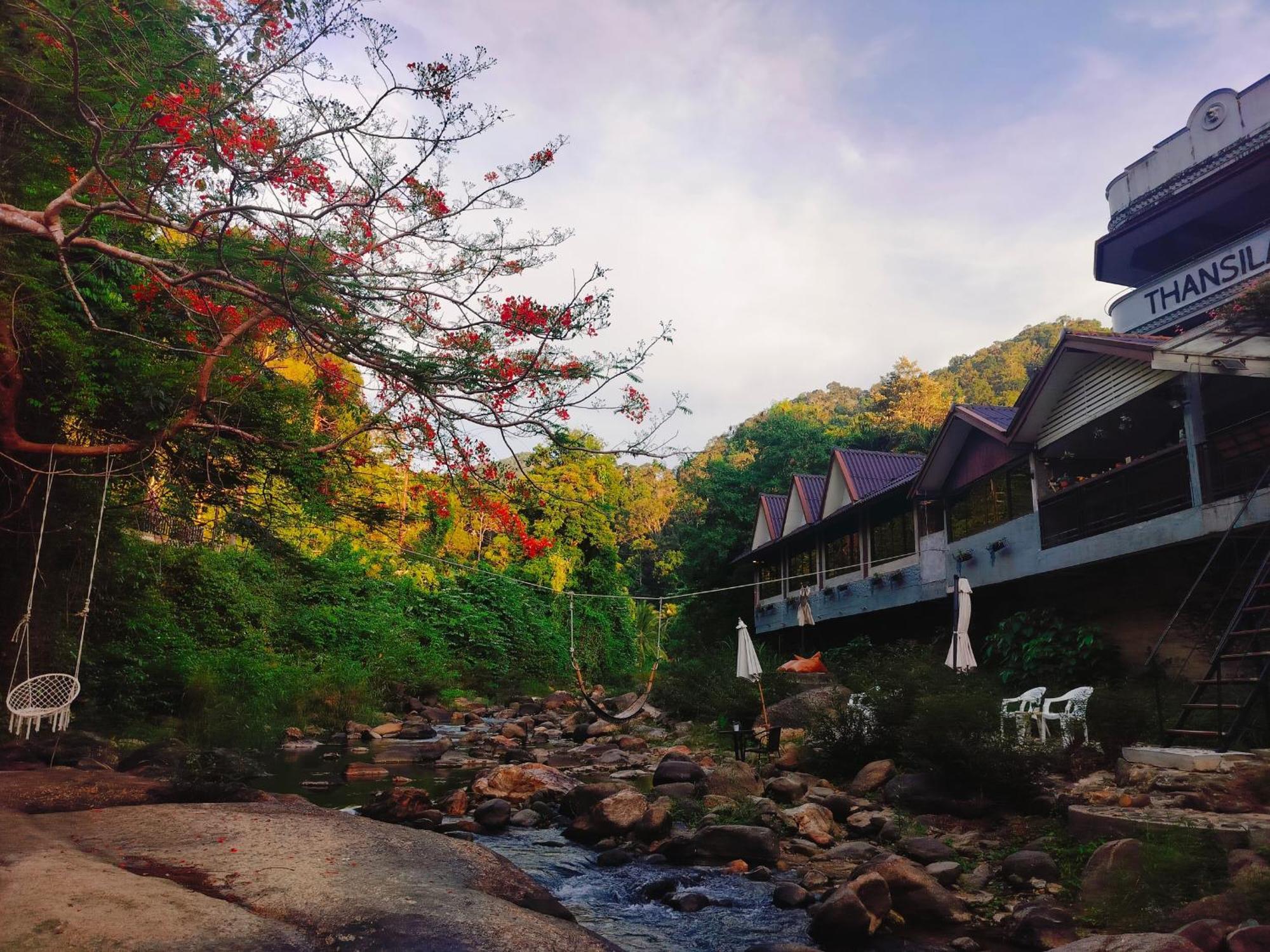 Thansila Resort Ranong Bagian luar foto