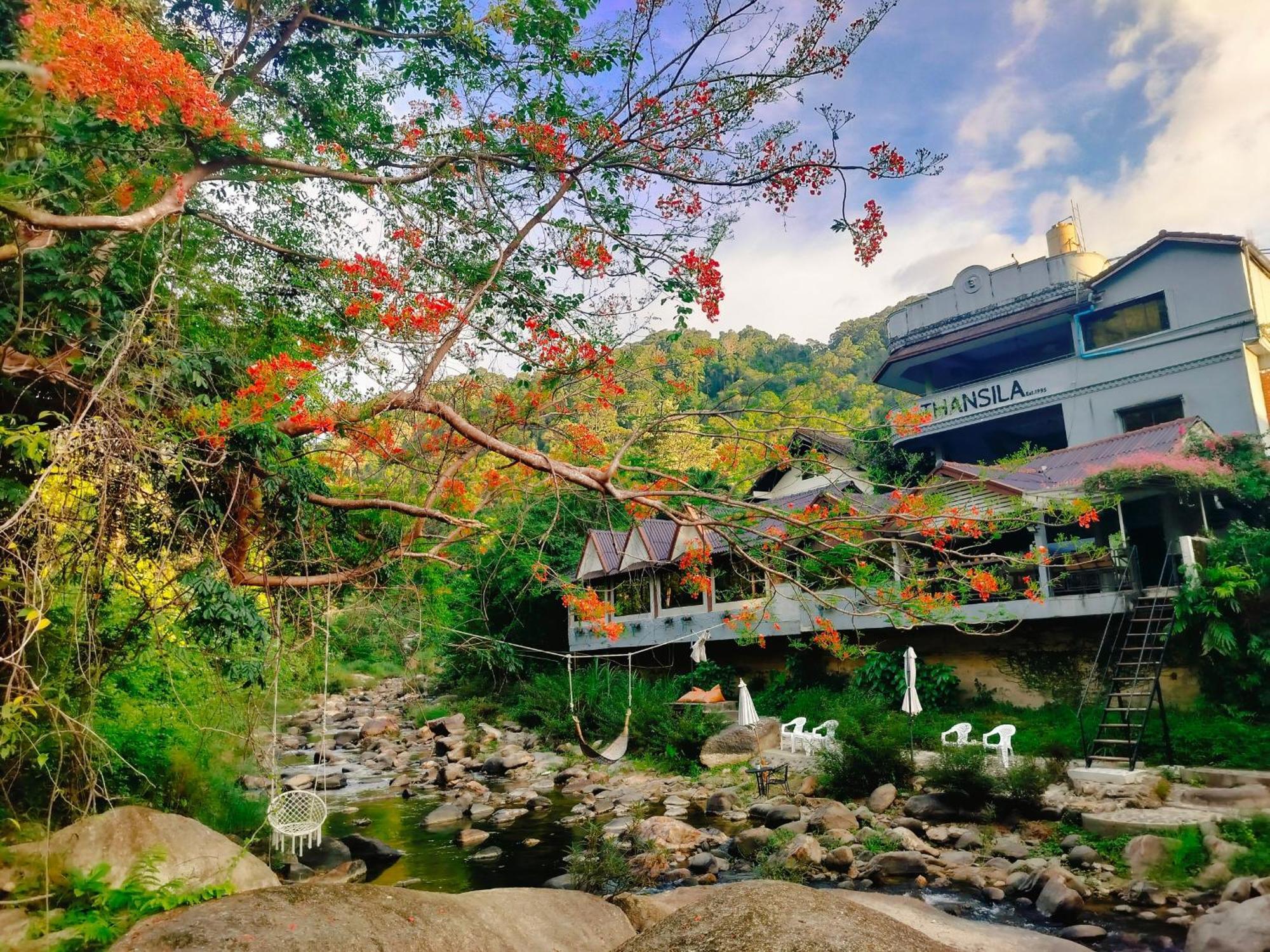 Thansila Resort Ranong Bagian luar foto