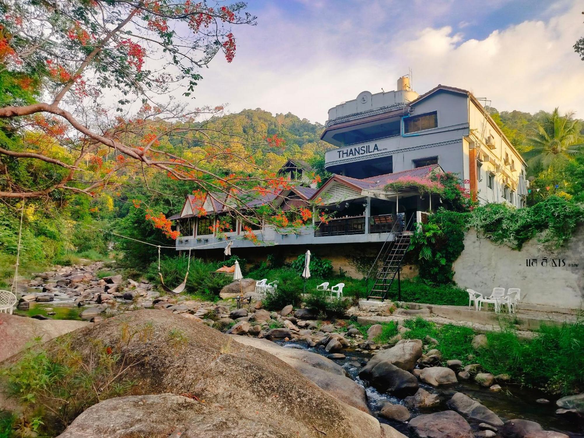 Thansila Resort Ranong Bagian luar foto