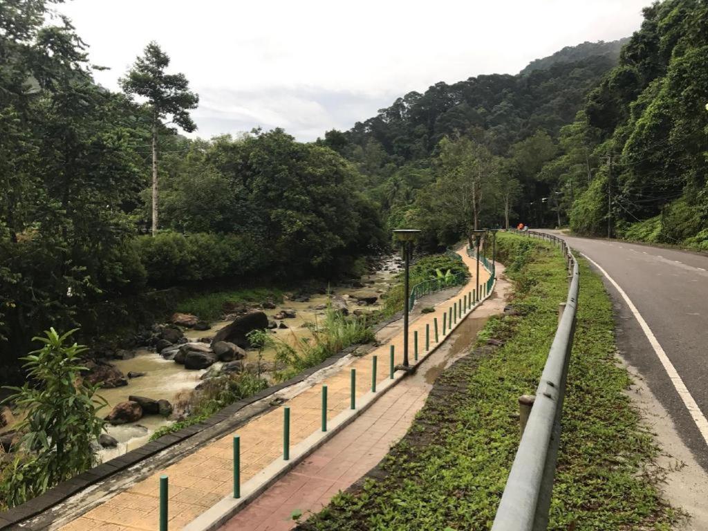 Thansila Resort Ranong Bagian luar foto