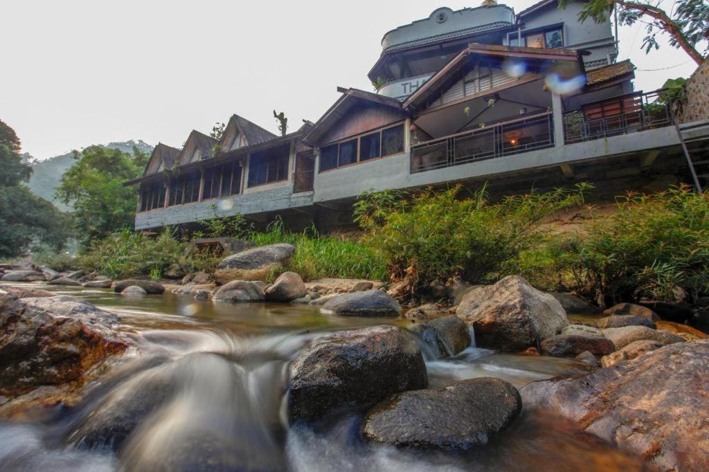 Thansila Resort Ranong Bagian luar foto